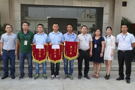 努力拼搏，打造最強(qiáng)執(zhí)行力團(tuán)隊(duì)——記棟方軍訓(xùn)匯演